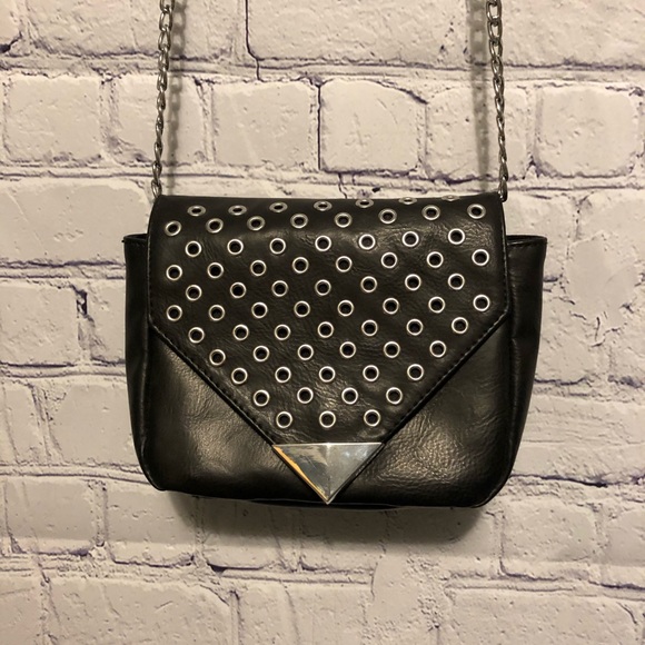 Mossimo Supply Co. Handbags - Mossimo Black Leather-like Crossbody Purse